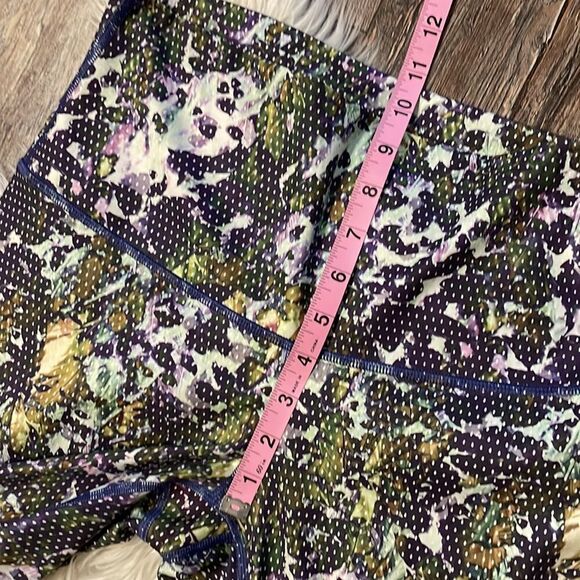 Lululemon Wunder Under Crop II *Full-On Luxtreme Floral Sport White Multi - Picture 9 of 13